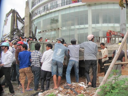 Dừng tìm kiếm nạn nhân mắc kẹt vụ sập sảnh khách sạn cao tầng - 3