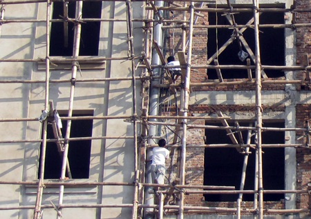 Hãi hùng cảnh thi công tòa nhà 9 tầng     - 7