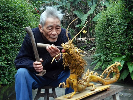 Ngỡ ngàng ngắm những kiệt tác từ... gốc tre - 3