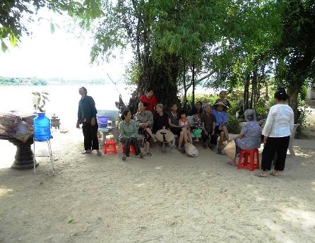 Lại khôi hài chuyện đòi xây miếu thờ vì... tổ kiến - 3