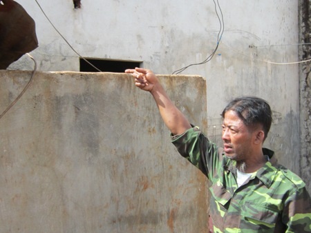 Bật máy bơm, học sinh lớp 5 tử vong vì điện giật - 1 Bật máy bơm, học sinh lớp 5 tử vong vì điện giật