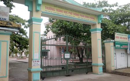 Nam sinh lớp 11 tẩm xăng tự thiêu vì bị từ chối tình yêu - 1 Trường Phan Đình Phùng, nơi H. tẩm xăng tự thiêu