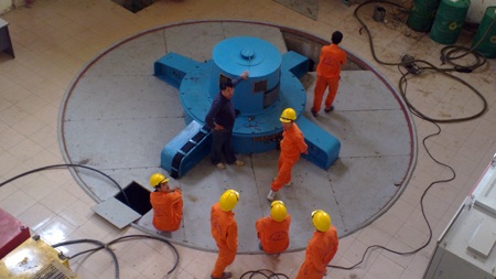 Kiểm tra tổ phát máy số 2