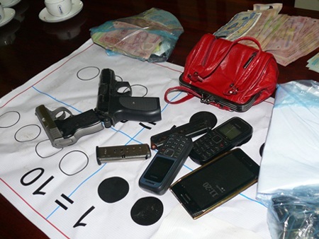 Tang vật vụ đánh bạc liên tỉnh được Công an huyện Hương Khê thu giữ