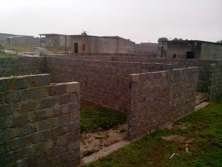 Chỉ sau khoảng hơn 2 tuần, rất nhiều ngôi nhà đã mọc lên ở thôn Ba Đồng.