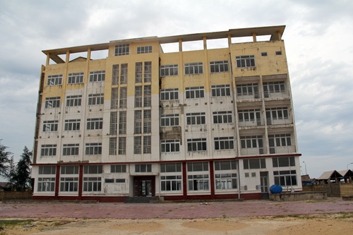 Công trình Trung tâm Bồi dưỡng cán bộ quản lý và giáo viên dở dang, xuống cấp