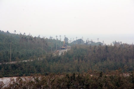 Toàn cảnh cung đường đưa linh cữu Đại tướng về nơi yên nghỉ - 24 Đường lên núi Rồng, nơi an táng Đại tướng đã khô ráo hơn