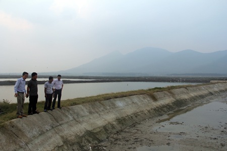 Công ty Grobest Industrial Việt Nam cùng Dân trí mang quà đến người bị thiên tai Hà Tĩnh