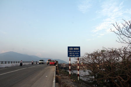 Toàn cảnh cung đường đưa linh cữu Đại tướng về nơi yên nghỉ - 20 Khu vực Đại tướng an nghỉ nằm cách Quốc lộ 1A chừng 4km về phía biển