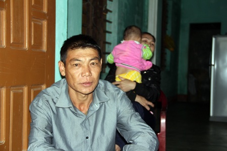 Tình cảnh đáng thương ngày về của người đàn bà bị bán sang Trung Quốc - 3 Bà Nhân tủ hờn bật khóc trước hoàn cảnh bi đát của gia đình