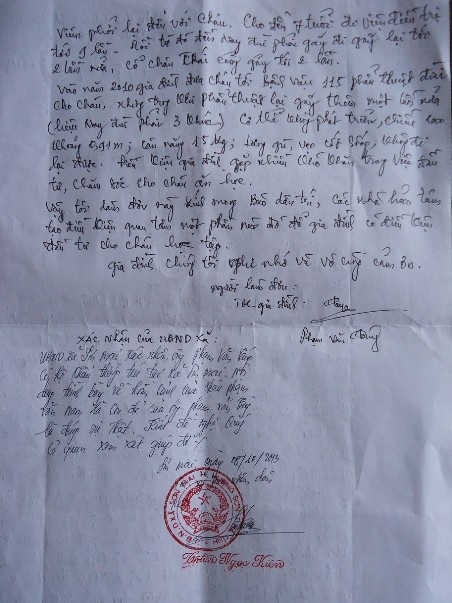 Nghị lực của cậu học trò mắc bệnh “xương thủy tinh” - 5 Đơn xin giúp đỡ của gia đình em Nam