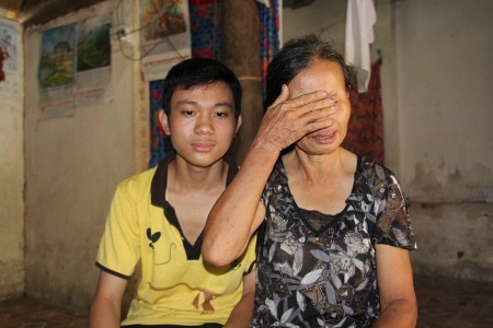 Cú đúp tuyệt vời của nam sinh nghèo học giỏi