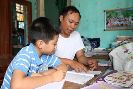 Nỗi niềm thầy giáo nuôi dưỡng cậu học trò nghèo giành HCV Olympic Toán học