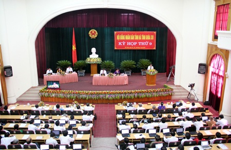 Hà Tĩnh: Thu ngân sách cao nhất các tỉnh khu vực Bắc Trung Bộ - 1 Toàn cảnh kỳ họp kỳ họp thứ 9, khóa XVI của HĐND tỉnh Hà Tĩnh sáng nay