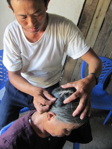 Biết “người thật việc thật” mà không giải quyết chế độ được! - 1 Bà Võ Thị Xuân đang chịu nhiều nỗi bất công khi không được hưởng quyền lợi chính đáng.