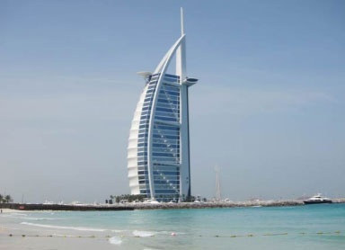 Đừng đến Dubai nếu bạn không muốn bị “yểm bùa” - 2 Khách sạn 7 sao Burj Al Arab