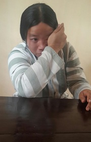 - Chị học hết lớp mấy?