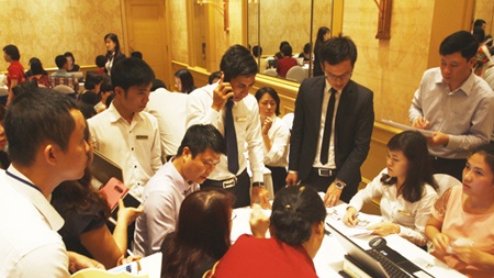 Cú đột phá của căn hộ siêu sang Vinhomes Nguyễn Chí Thanh - Hà Nội - 3 Cơn sốt Vinhomes Nguyễn Chí Thanh - Hà Nội mang lại nhiều thú vị cho giới quan sát