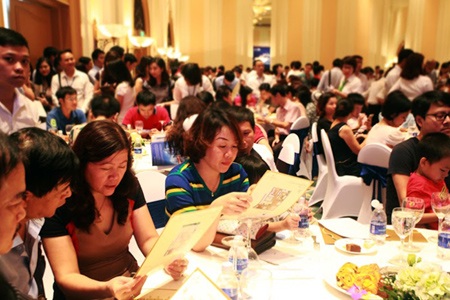 Cú đột phá của căn hộ siêu sang Vinhomes Nguyễn Chí Thanh - Hà Nội - 4 Cơn sốt Vinhomes Nguyễn Chí Thanh - Hà Nội mang lại nhiều thú vị cho giới quan sát