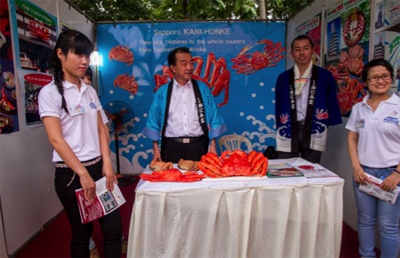 Lễ hội Nhật Bản 2014 đang gây sốt tại TPHCM - 4 Cosplay một nét văn hoá không thể thiếu trong các lễ
hội của người Nhật