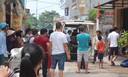 Công an xã giết người vì thùng rau trên sân thượng - 2 Hiện trường vụ án