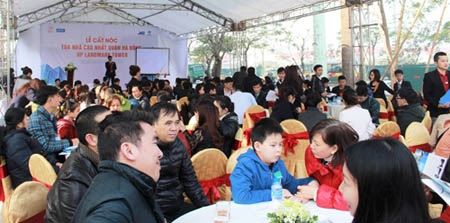 Trang hoàng tổ ấm đón Tết tại HP Landmark Tower - 1 HP Landmark Tower – tòa tháp cao nhất Hà Đông, đã cất nóc vào giữa tháng 1 vừa qua.