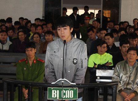 Đâm chết người trong quán internet