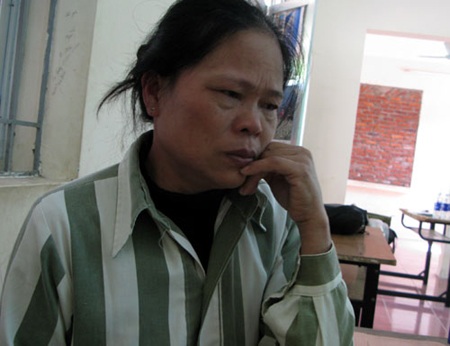Nước mắt ân hận của người vợ “nổi điên” sát hại chồng - 1 Phạm
nhân Phạm Thị Cường.