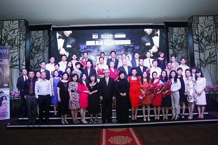 Lễ vinh danh Top 100 Phong cách Doanh nhân: Sự đầu tư hoành tráng và nghiêm túc - 2 Lễ phát động Top 100 Phong cách doanh nhân tại thành phố Hồ Chí Minh ngày