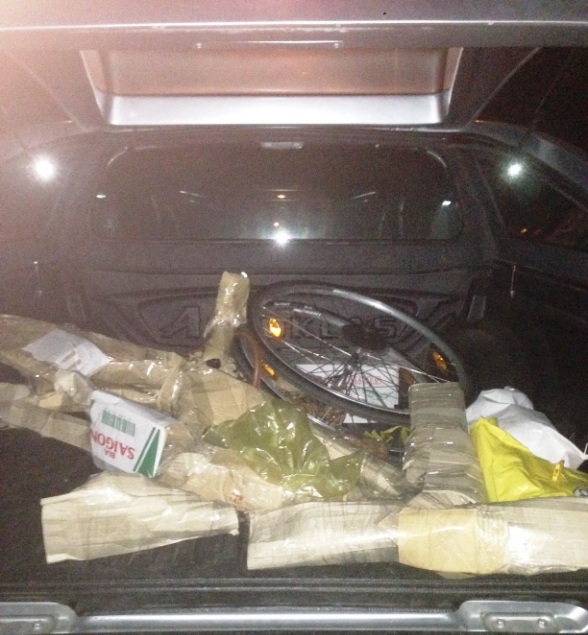 Xe của Trung úy Quang không có hàng hóa như tin báo.
Ảnh: TX