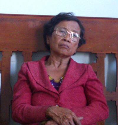 Nghi chồng ngoại tình, đầu độc hàng xóm - 1 Nghi chồng ngoại tình, đầu độc hàng xóm