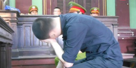 Hận tình, mẹ góp tay đẩy con ra pháp trường - 1 Coi con như thứ nợ đời