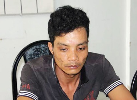 Dùng kéo sát hại vợ trong ngày Tết - 1 Đối
tượng Trần Văn Hậu.