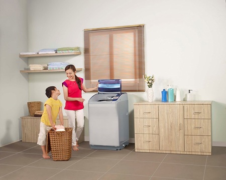 Việc nhà càng trở nên đơn giản với sự hỗ
  trợ đắc lực từ máy giặt AQUA