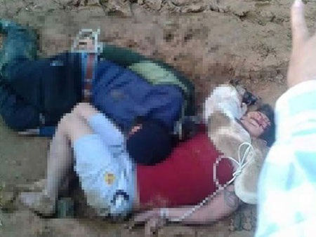 Các nghi can trộm chó bị người dân vây bắt