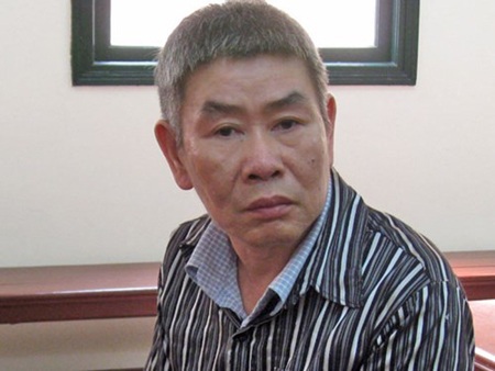 Dụ dỗ góp vốn, phó giám đốc chiếm đoạt hơn 33 tỷ đồng - 1 Bùi Duy Hùng tại phiên tòa bị trì hoãn mới đây