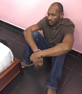 Eluma
tại khách sạn.