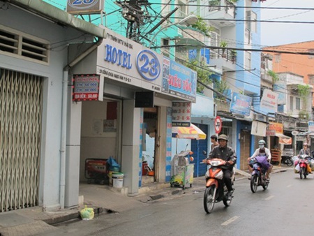 Ghen tuông, giết bạn tình đồng tính - 1 Khách
sạn, nơi xảy ra vụ giết chị P.