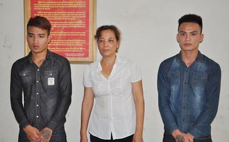 Các
đối tượng tại cơ quan điều tra.