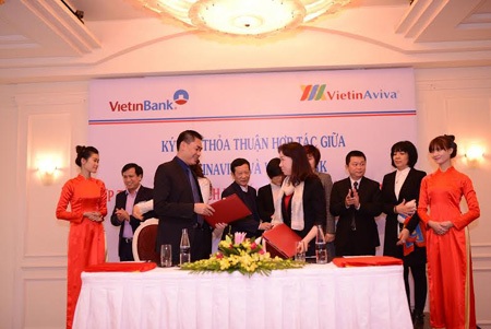 Bảo hiểm nhân thọ VietinBank Aviva - Phía sau kết quả tăng trưởng theo chiều thẳng đứng - 3 Lễ ký kết thỏa thuận hợp tác giữa VietinBank và VietinAviva