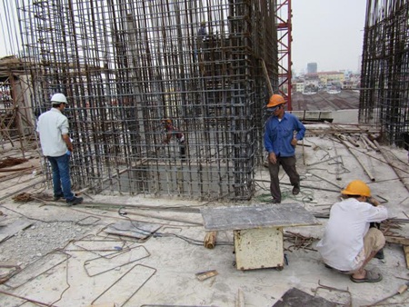 Nhiều phần quà hấp dẫn dành tặng khách hàng mua căn hộ tại Diamond Blue dịp 30/4 và 1/5 - 1 Thực tế thi công tại công trường Diamond Blue ngày 21/4