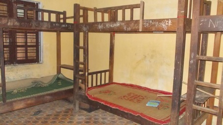 Khu nội trú chỉ có… một học sinh - 3 Bên trong căn phòng nội trú còn rất khang trang