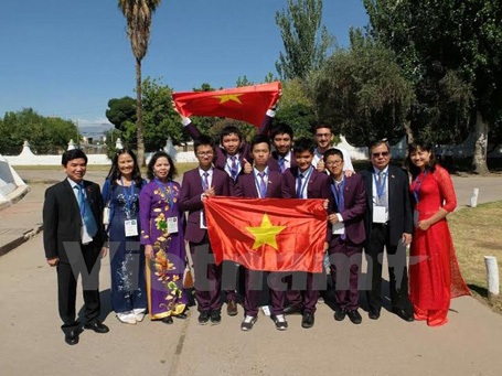 Việt Nam đoạt 2 huy chương vàng Olympic khoa học trẻ quốc tế - 1 Đoàn Việt Nam tham dự IJSO 2014 (Nguồn: IJSO)