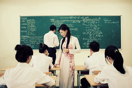 “Cầm tay có bầu” - Choáng với kiến thức giới tính của học sinh cấp 2 - 1 (Ảnh minh họa. Nguồn: Internet)