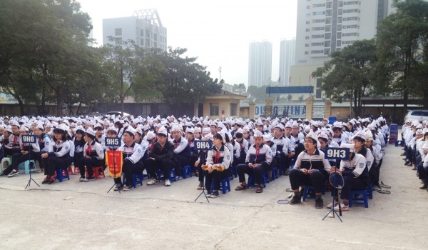 Vinh danh quán quân cuộc thi thử CPVM tại Hà Nội - 3 Toàn thể các em học sinh trường THCS Lê Lợi, Hà Đông đã tham dự lễ trao giải