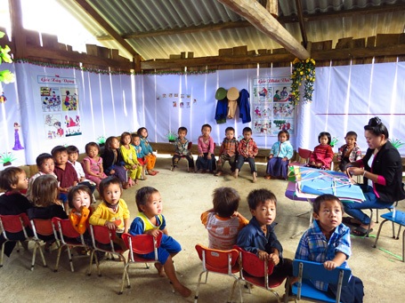 Chùm ảnh: Xót xa bữa ăn, giấc ngủ của trẻ mầm non Phình Sáng - 2 Trường Mầm non Phình Sáng.