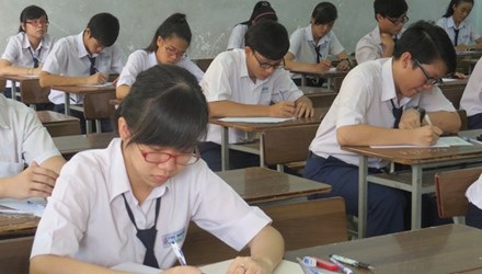 Bỏ thi Ngoại ngữ sẽ không công bằng với thí sinh