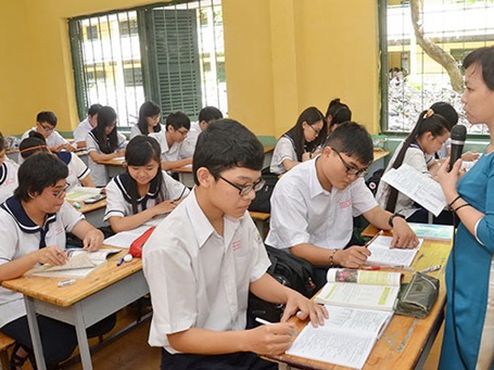 Phá sản vì quá ôm đồm - 1 Chương trình phân ban đã không đạt được mục đích ban đầu. (Ảnh: Tấn Thạnh)