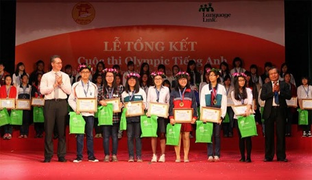 “Bật mí” bí quyết chinh phục của các cựu quán quân mùa thứ 4 - 2 Nam Khánh là một trong 7 thí sinh nhận giải Nhất năm 2014