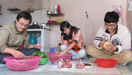 Khởi nghiệp bằng nghề… đi chợ thuê